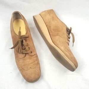 Vintage Tan Women's Flats & Loafers